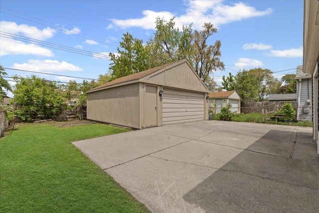 view of detached garage