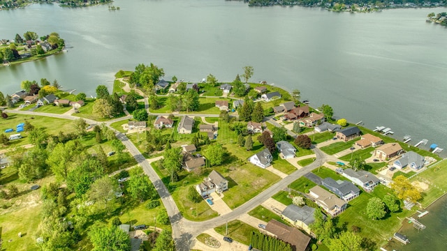 111 E Princess Dr, Brooklyn, MI 49230
