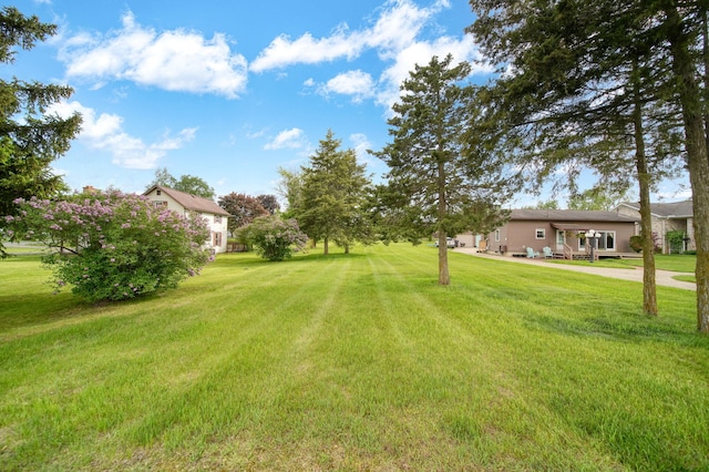 111 E Princess Dr, Brooklyn, MI 49230