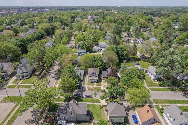 604 Edgewood St, Jackson, MI 49202 - aerial overview of property's location featuring nearby suburban area