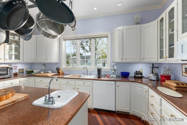 404 N Shore Dr, South Haven, MI 49090 - kitchen featuring white appliances, a sink, dark wood-style floors, white cabinetry, and recessed lighting