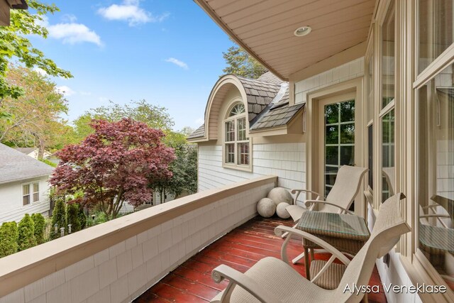 404 N Shore Dr, South Haven, MI 49090 - view of balcony