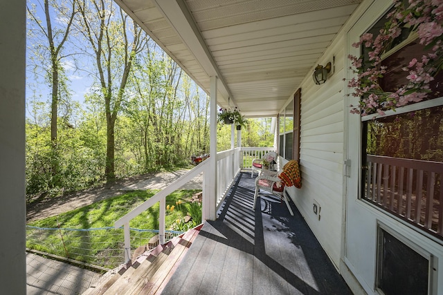 11486 Halsey Rd, Holly, MI 48442 - balcony featuring covered porch
