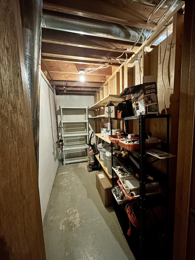 5335 Heathrow Ave, Kalamazoo, MI 49009 - view of storage