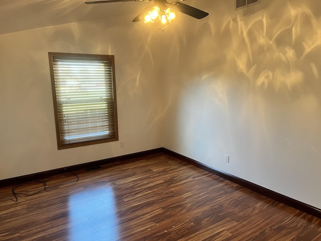 3048 Vineland Ave, Burton, MI 48519 - photo 13