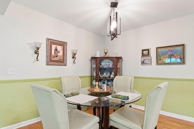 9285 Nature View Ln, Ypsilanti, MI 48197 - dining area with wood finished floors and baseboards