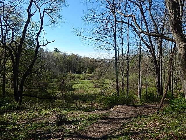 565 W Leonard Rd, Leonard, MI 48367