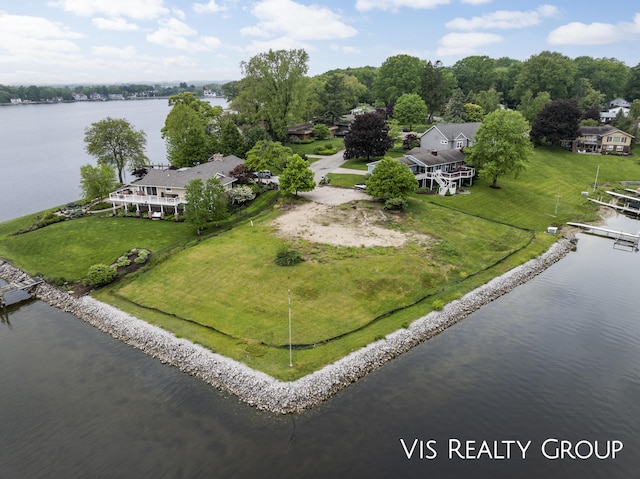 16073 Lake Point Dr, Spring Lake, MI 49456