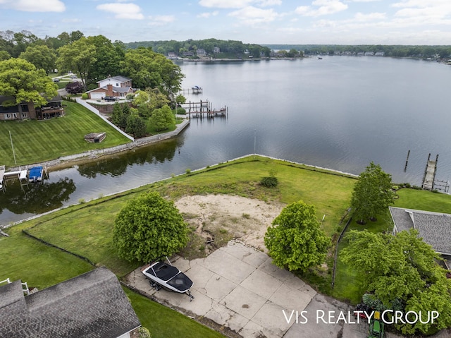 16073 Lake Point Dr, Spring Lake, MI 49456