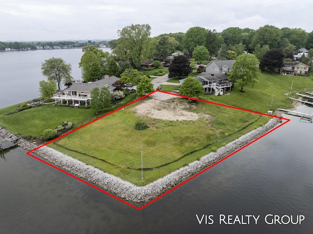 16073 Lake Point Dr, Spring Lake, MI 49456