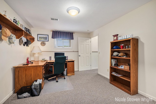 4124 Cummings Ct NW, Grand Rapids, MI 49534 - home office with light colored carpet and baseboards
