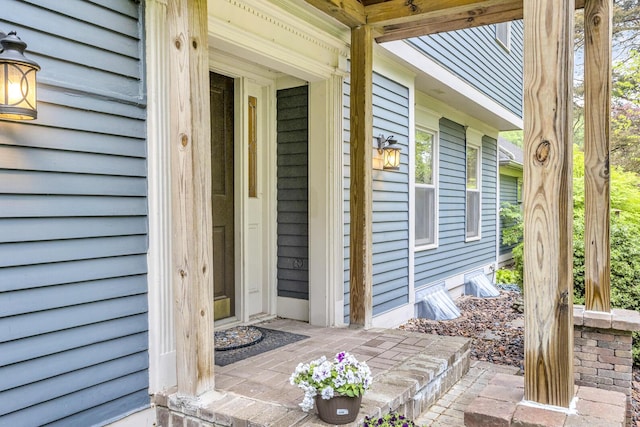5340 Squires Manor Rd, Jackson, MI 49201 - view of exterior entry