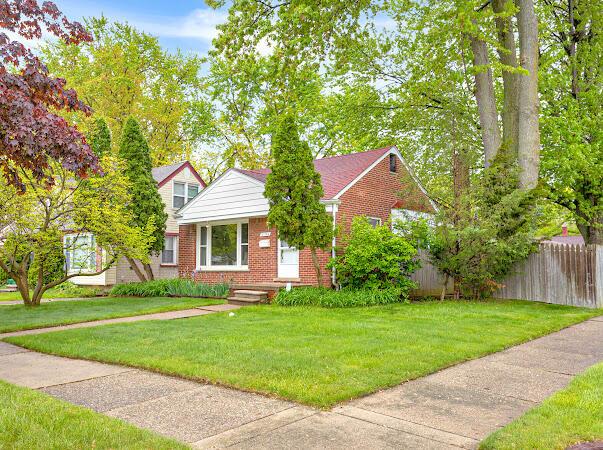 23165 Church St, Oak Park, MI 48237 - view of front of home featuring brick siding