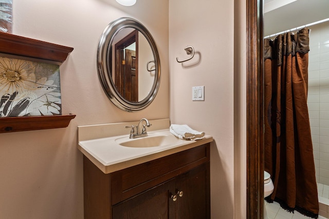 927 Queens Way, Canton, MI 48188 - full bathroom featuring vanity, curtained shower, and toilet
