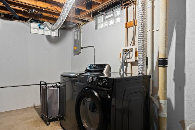 927 Queens Way, Canton, MI 48188 - laundry area with washing machine and dryer and electric panel