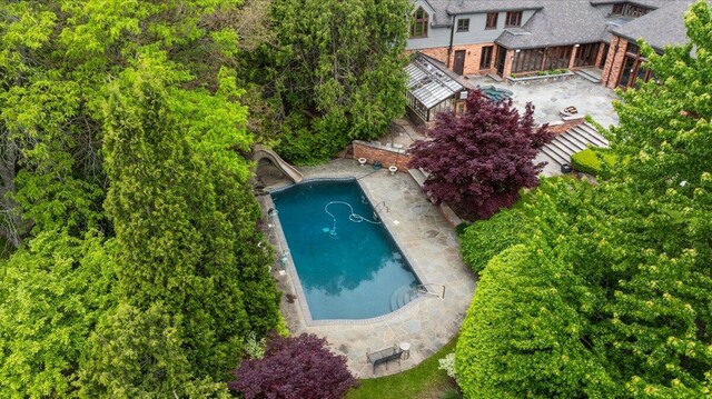 490 E Long Lake Rd, Bloomfield Hills, MI 48304 - view of subject property with a pool