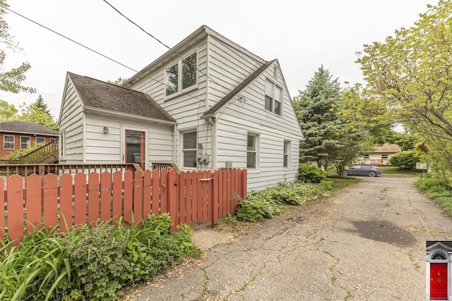 1506 Chandler Rd, Ann Arbor, MI 48105 - view of front of house