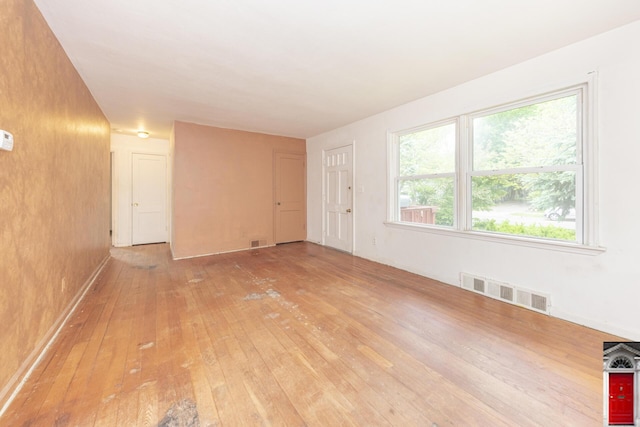 1506 Chandler Rd, Ann Arbor, MI 48105 - spare room featuring light wood-type flooring