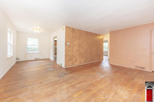 1506 Chandler Rd, Ann Arbor, MI 48105 - empty room with light wood-style flooring