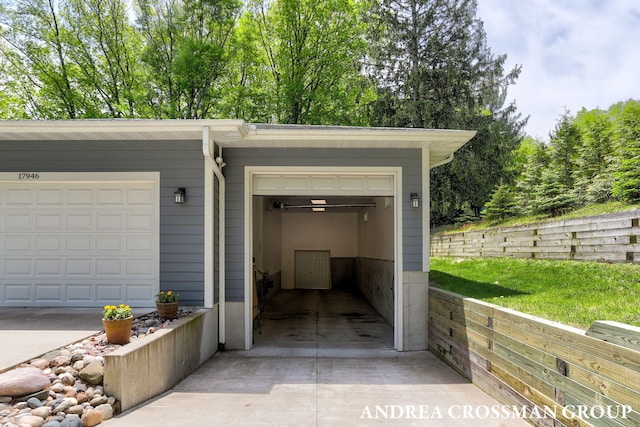 17946 Robbins Rd, Grand Haven, MI 49417 - view of garage