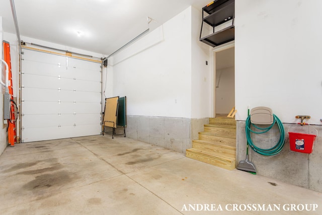 17946 Robbins Rd, Grand Haven, MI 49417 - view of garage