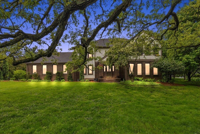 4047 Ramsgate Ct, Ann Arbor, MI 48103 - view of green lawn