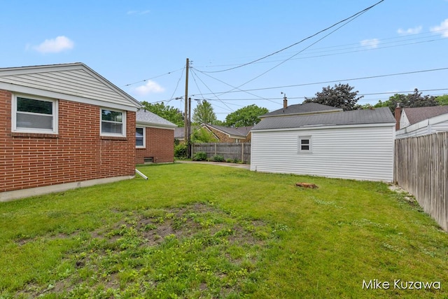 945 NW Dorothy St NW, Grand Rapids, MI 49504 - view of yard