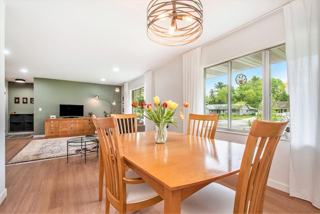 515 Springfield Cir, Niles, MI 49120 - dining area featuring wood finished floors, recessed lighting, and baseboards