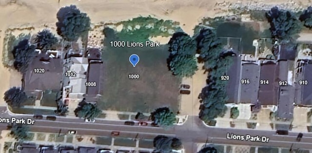 1000 Lions Park Dr, Saint Joseph, MI 49085 - photo 2