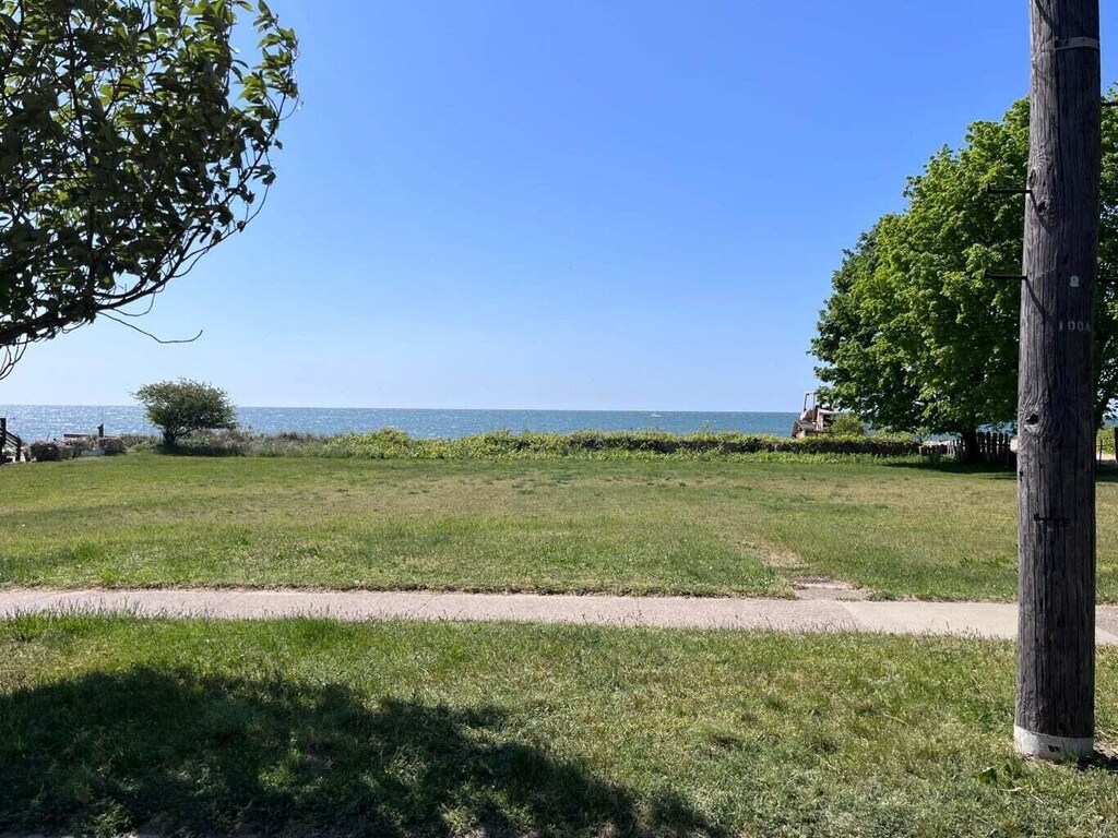 1000 Lions Park Dr, Saint Joseph, MI 49085 - photo 1