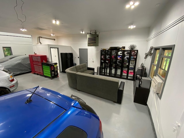 904 Schuring Rd, Portage, MI 49024 - view of garage
