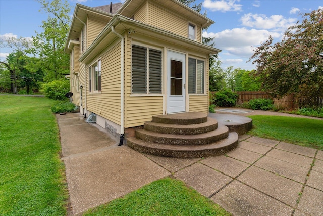 904 Schuring Rd, Portage, MI 49024 - view of side of home
