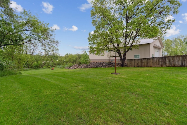 904 Schuring Rd, Portage, MI 49024 - view of yard