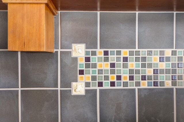 4936 Ravine Ct, Ann Arbor, MI 48105 - detailed view