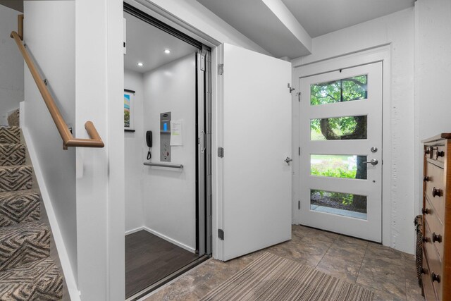 211 W Kingsley St, Ann Arbor, MI 48103 - view of entrance foyer
