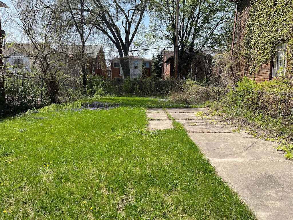 17161 Wisconsin St, Detroit, MI 48221