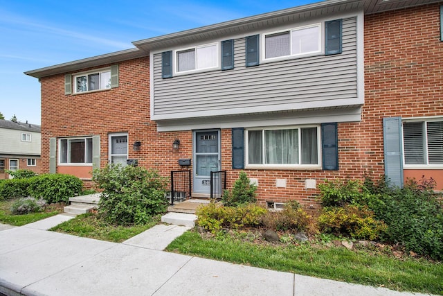3146 Wolverine Dr, Ann Arbor, MI 48108 - multi unit property with brick siding