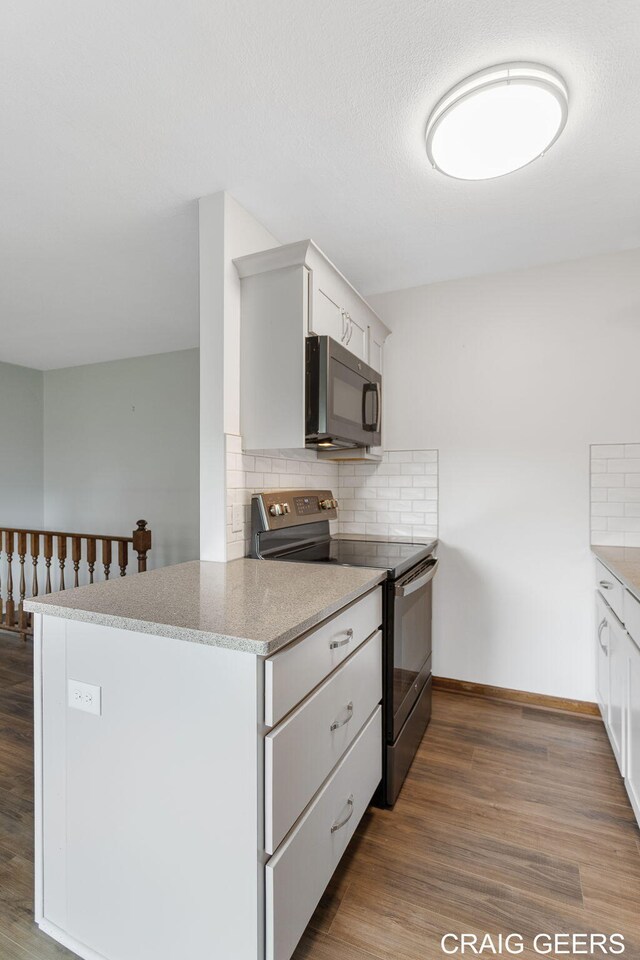 1061 Village Ln Unit 235, Jenison, MI 49428
