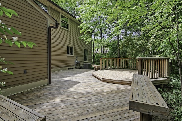 14436 Fairway St, Livonia, MI 48154 - view of wooden deck