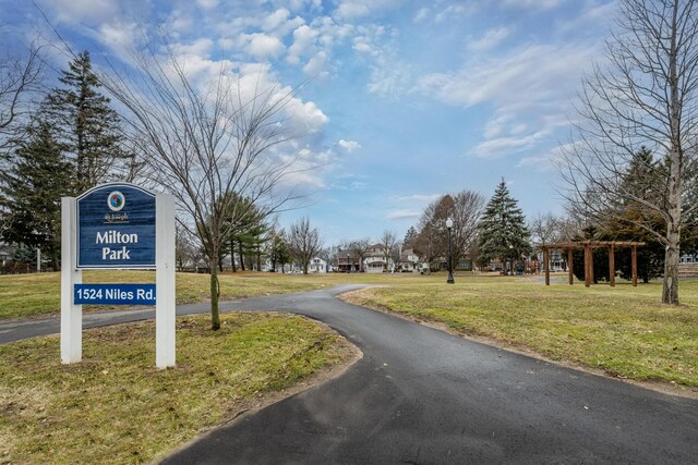 1701 Forres Ave, Saint Joseph, MI 49085 - view of road