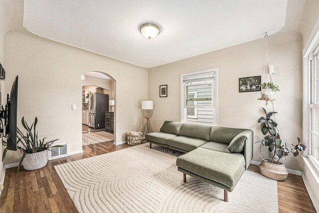 906 Lake Michigan Dr NW, Grand Rapids, MI 49504