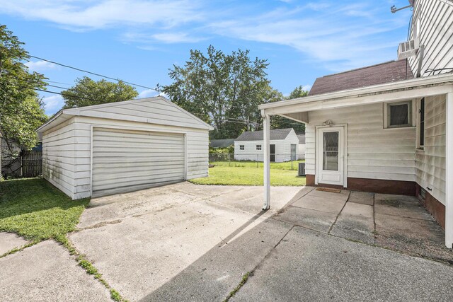 906 Lake Michigan Dr NW, Grand Rapids, MI 49504