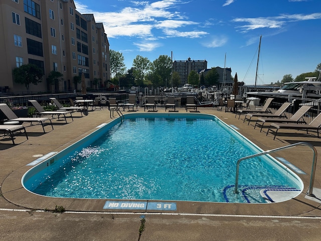312 Water St Slip 15, Saint Joseph, MI 49085