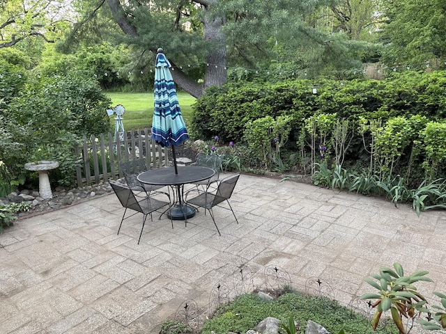 7100 Wing Lake Rd, Bloomfield Hills, MI 48301 - view of patio / terrace featuring outdoor dining area