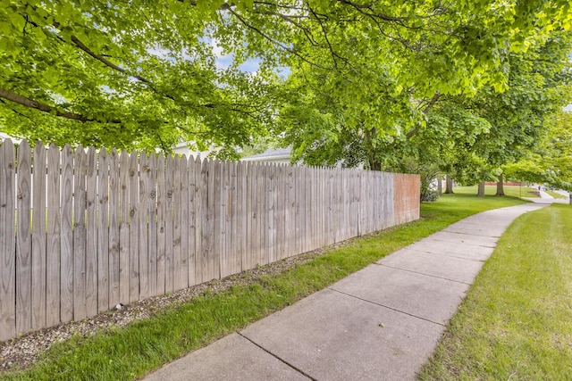105 Renker Rd, Lansing, MI 48917 - view of yard