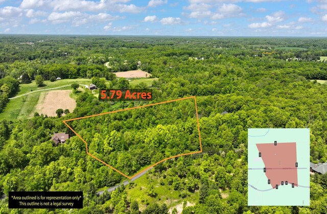 6319 Warren Ct, Ann Arbor, MI 48105