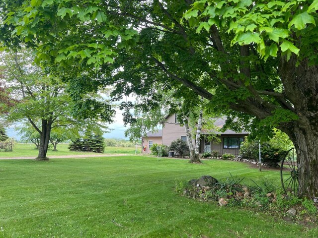 1041 W Arthur Rd, Rothbury, MI 49452 - view of grassy yard