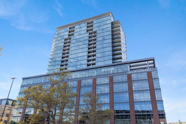 144 Oakes St SW Unit 1903, Grand Rapids, MI 49503 - view of building exterior
