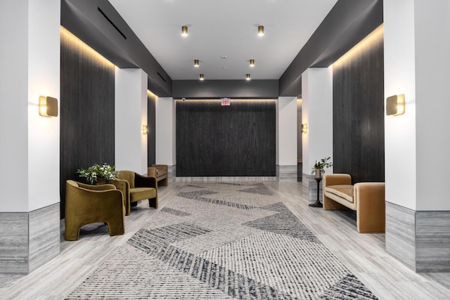144 Oakes St SW Unit 1903, Grand Rapids, MI 49503 - view of building lobby
