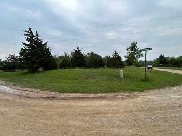 900 Pamawa Dr, Brooklyn, MI 49230 - photo 11